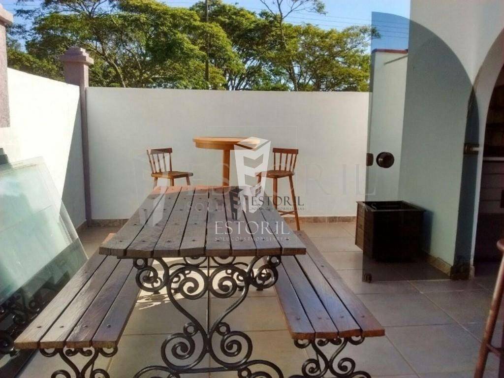 Casa para alugar com 5 quartos - Foto 4