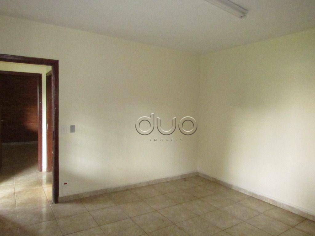 Casa para alugar com 2 quartos, 541m² - Foto 40