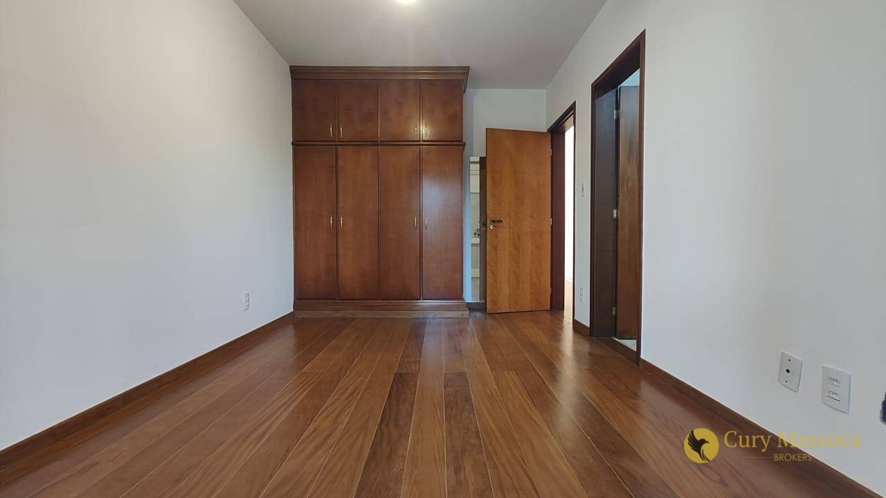 Casa de Condomínio à venda com 3 quartos, 366m² - Foto 8