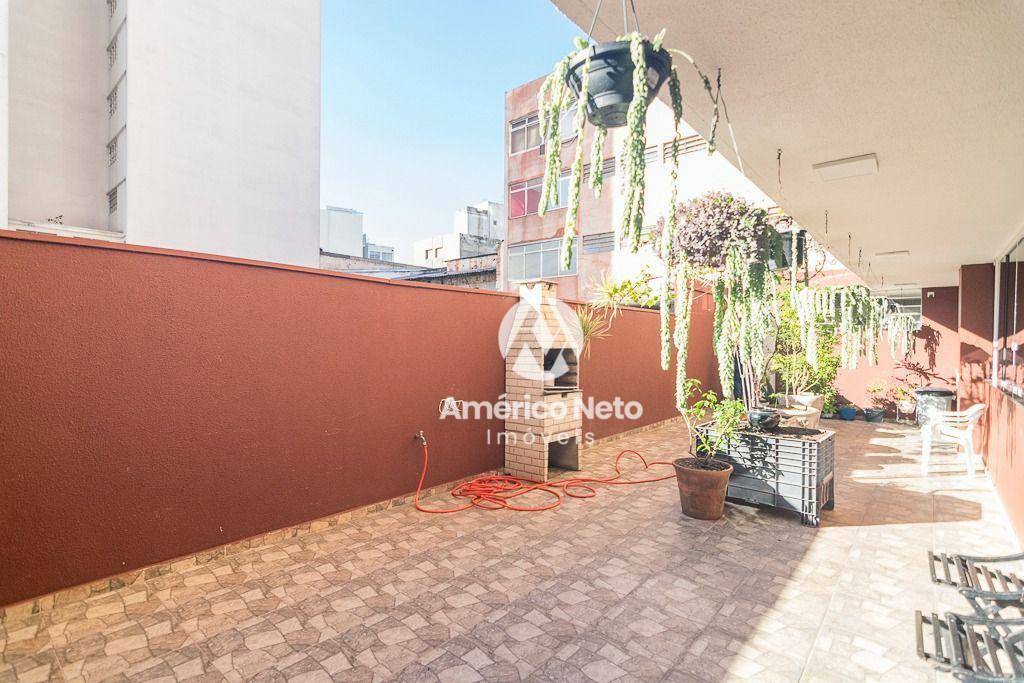 Apartamento para alugar com 4 quartos, 140m² - Foto 6