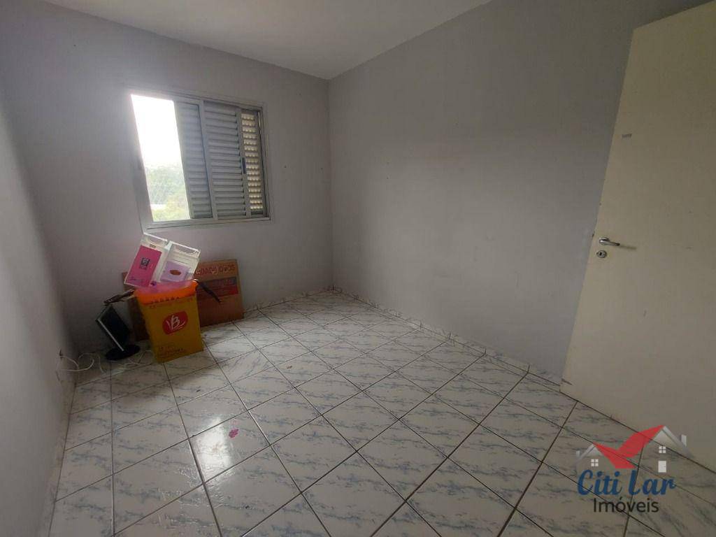 Apartamento à venda com 2 quartos, 62m² - Foto 13