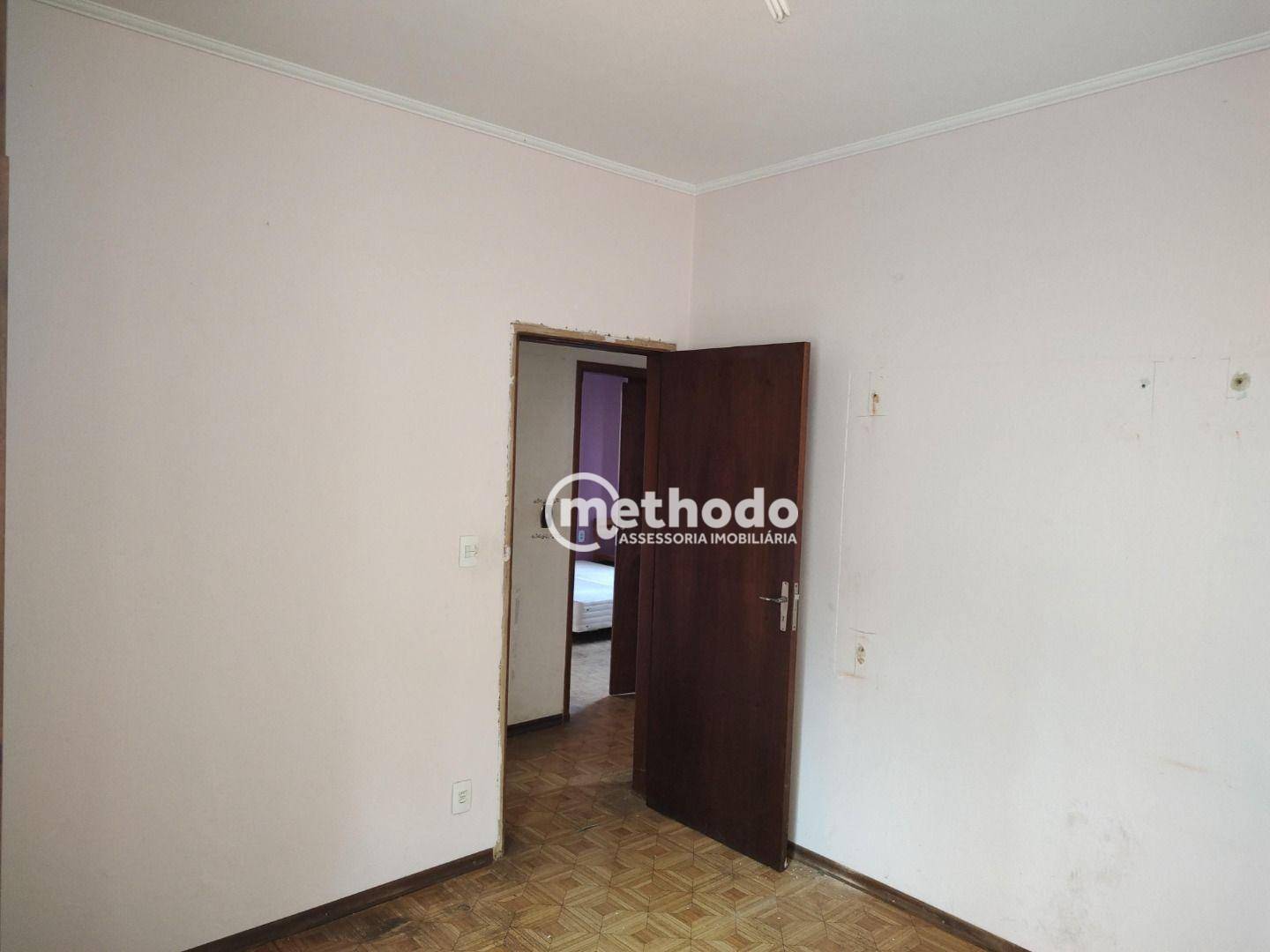 Casa à venda e aluguel com 3 quartos, 163m² - Foto 2