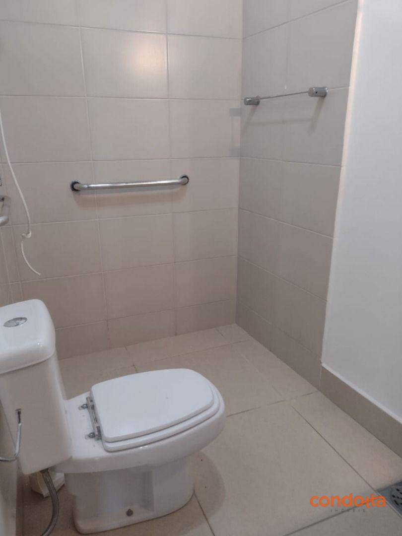 Casa para alugar com 3 quartos, 200m² - Foto 41