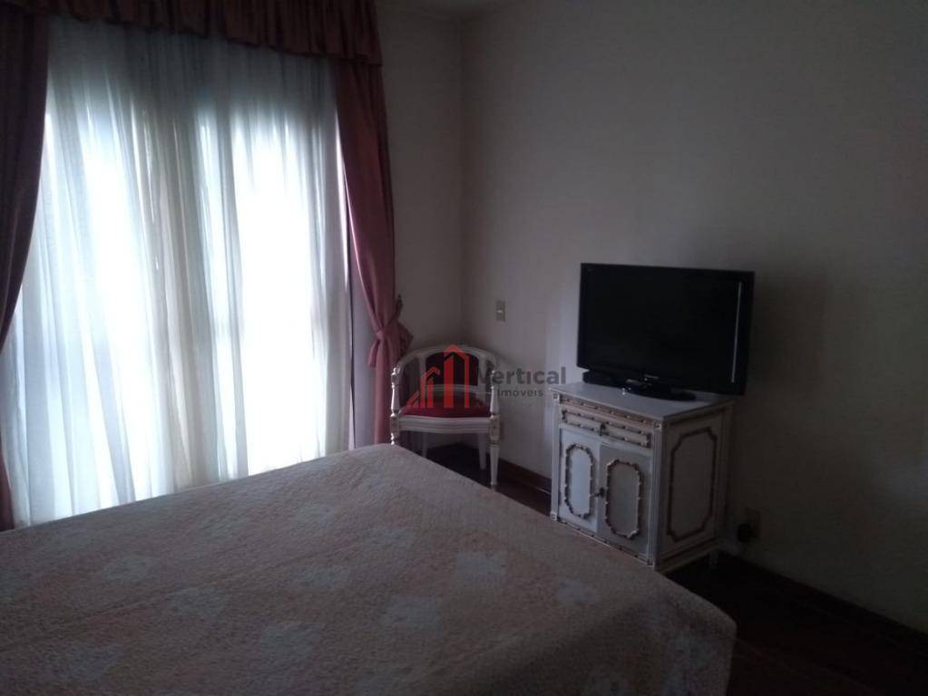 Apartamento para alugar com 3 quartos, 260m² - Foto 23