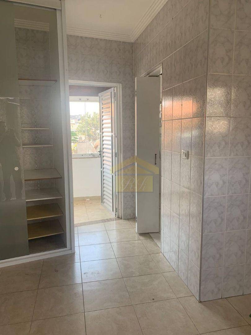 Casa à venda com 3 quartos, 335m² - Foto 10