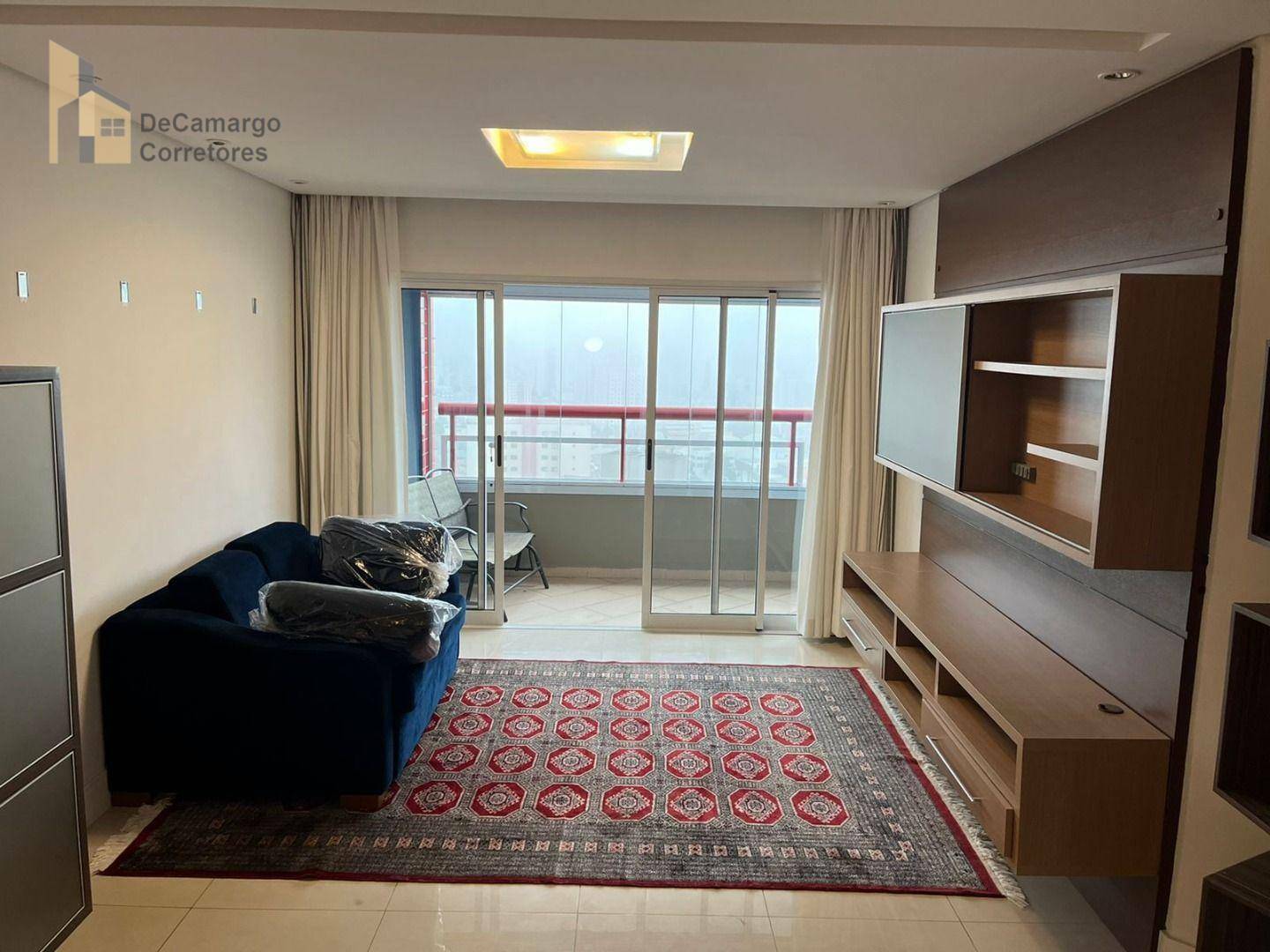 Apartamento à venda com 3 quartos, 133m² - Foto 2