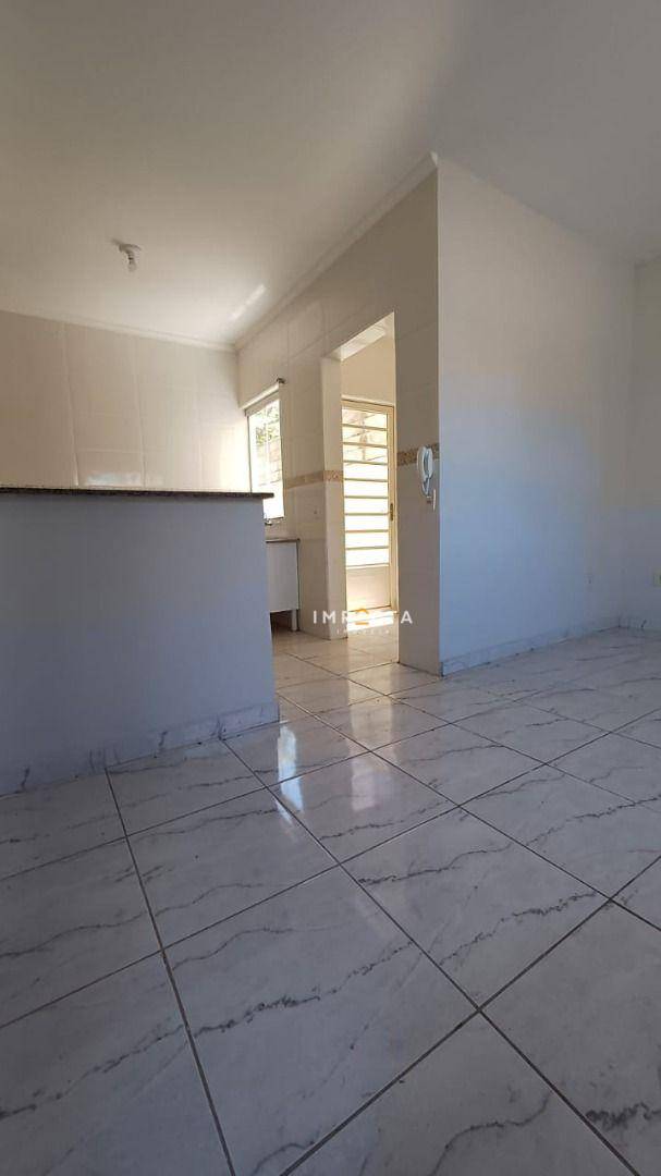 Apartamento à venda com 2 quartos, 70m² - Foto 19