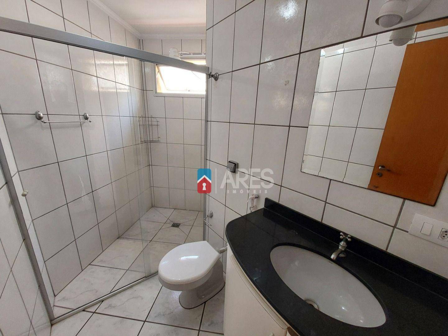 Apartamento para alugar com 2 quartos, 70m² - Foto 12