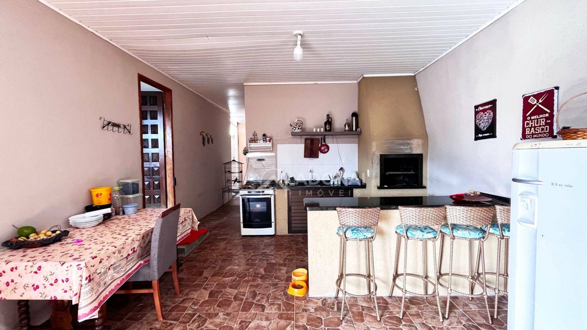 Casa à venda com 4 quartos, 208m² - Foto 21