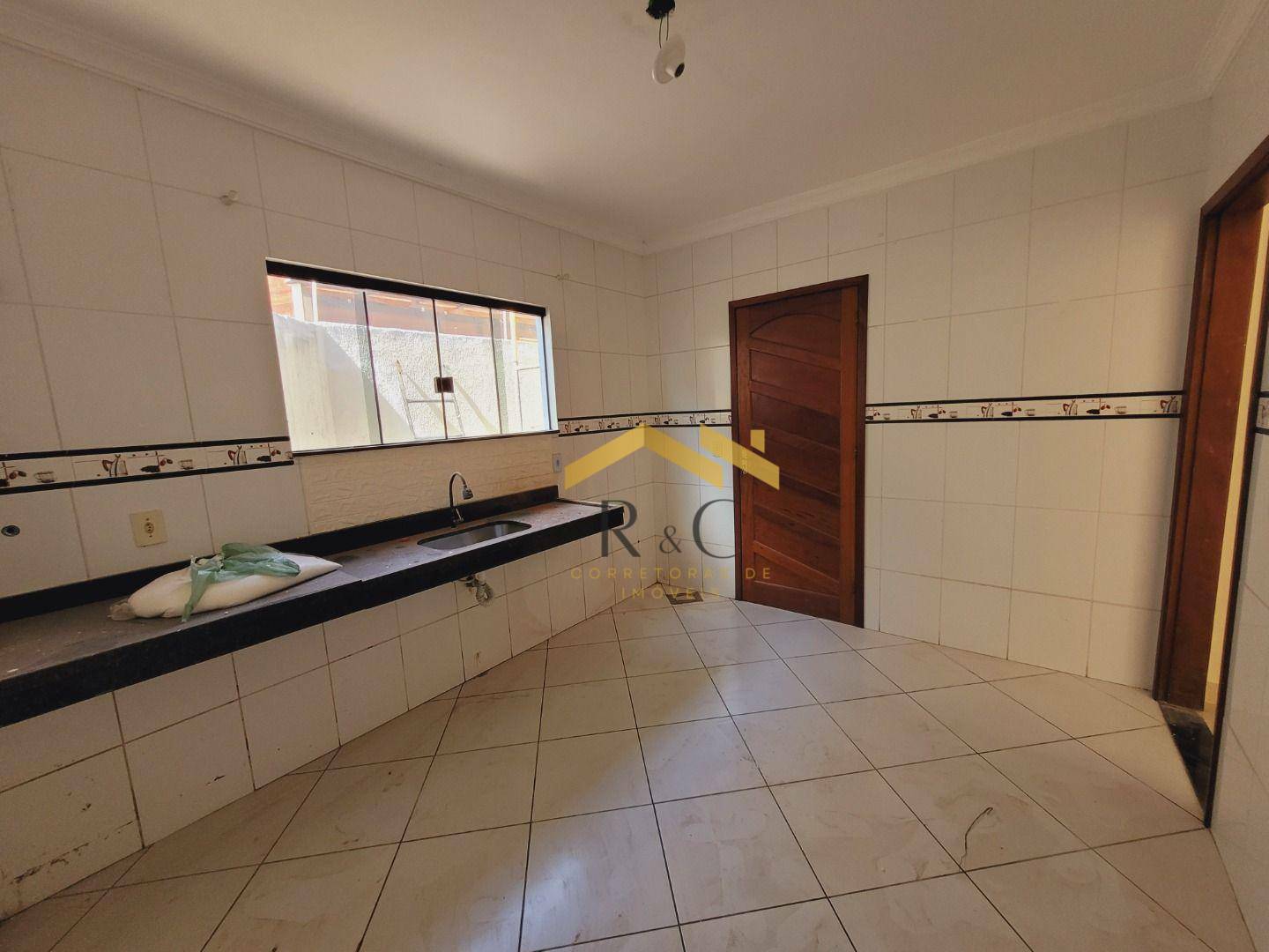 Casa à venda e aluguel com 2 quartos, 95m² - Foto 7