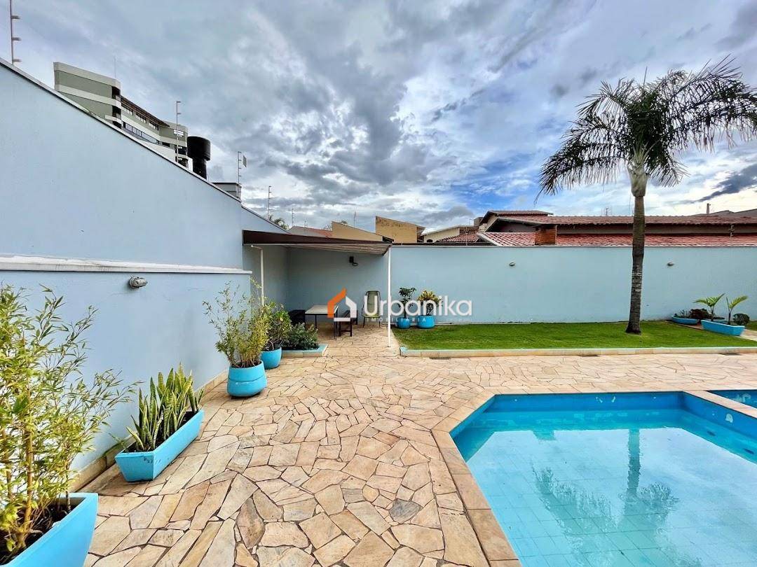 Sobrado, 2 quartos, 199 m² - Foto 4