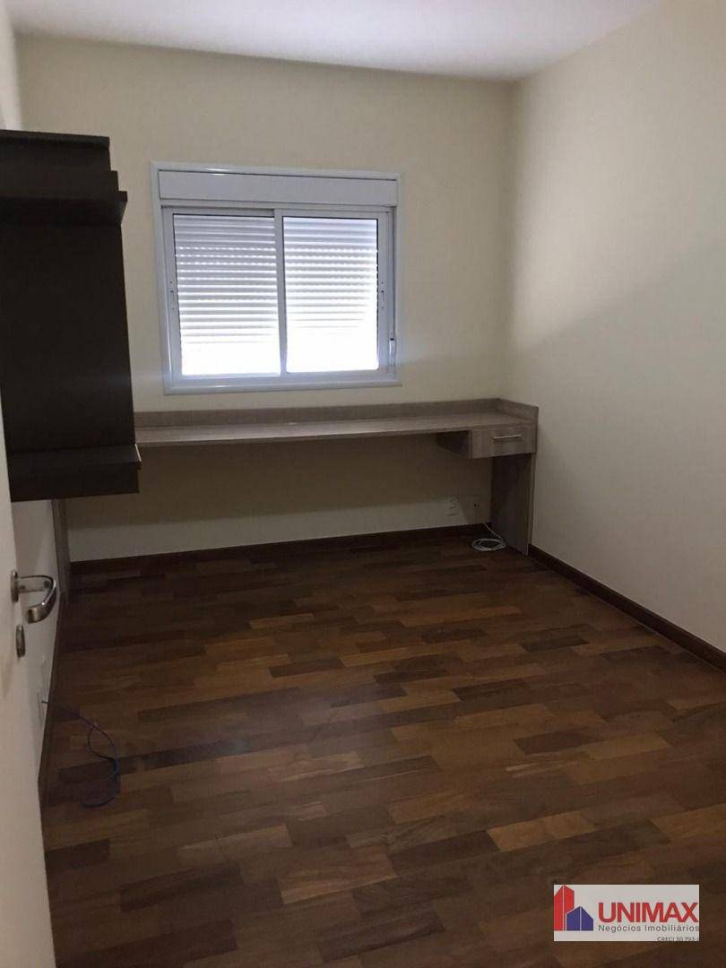 Apartamento à venda com 4 quartos, 212m² - Foto 12