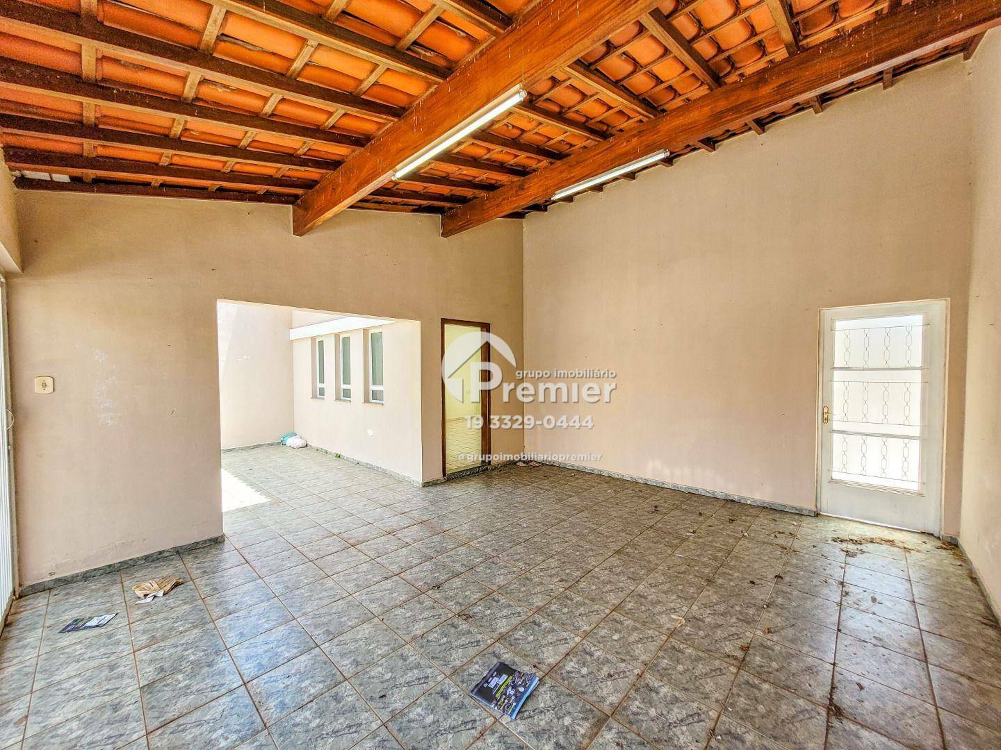 Casa para alugar com 3 quartos, 174m² - Foto 2