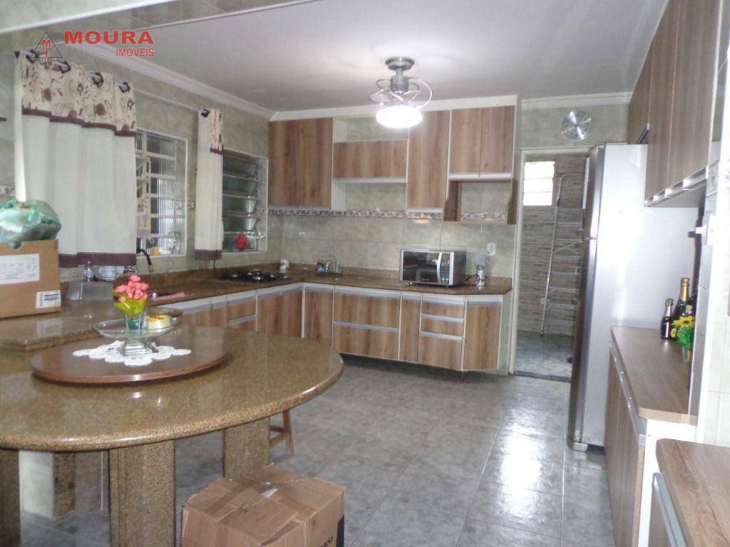 Sobrado à venda com 4 quartos, 350m² - Foto 6