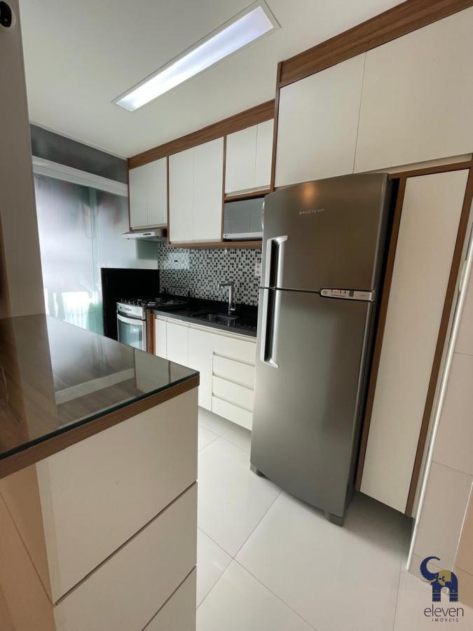 Apartamento à venda com 2 quartos, 60m² - Foto 27