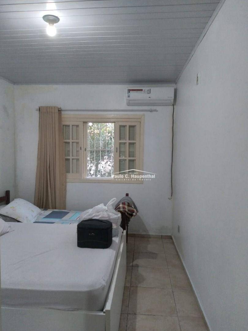 Casa à venda com 4 quartos, 160m² - Foto 3