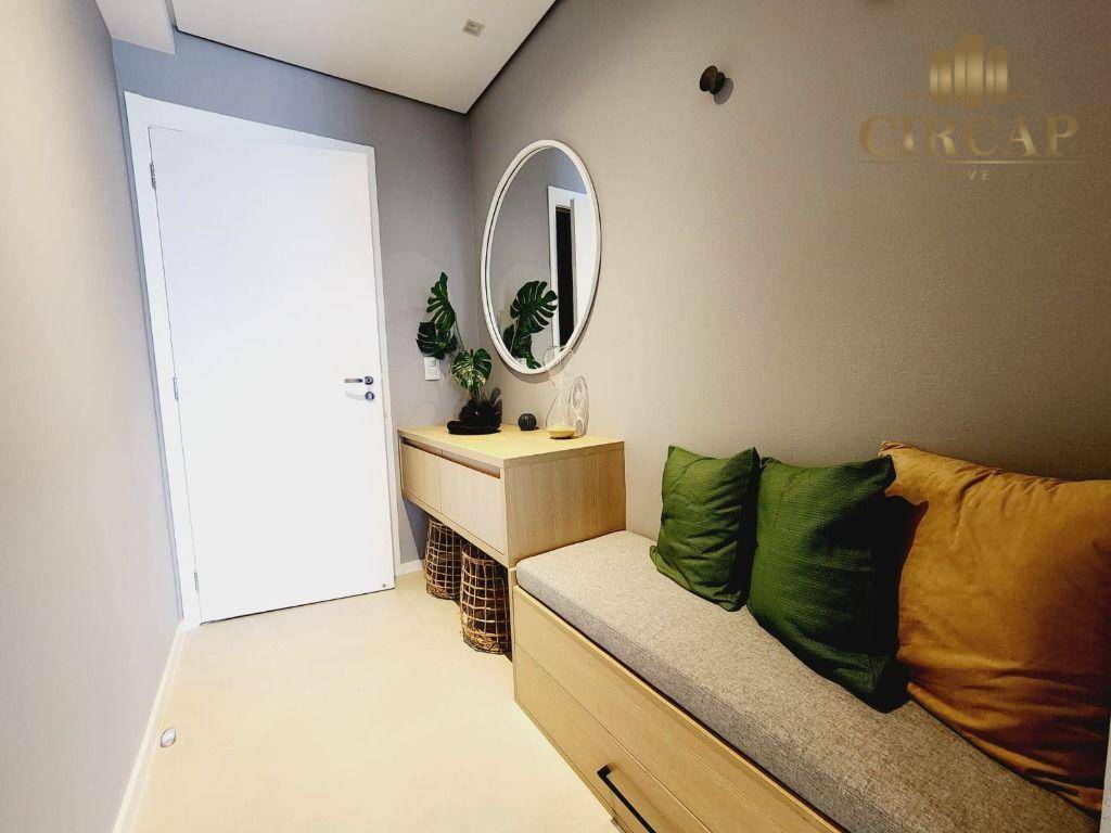 Apartamento à venda com 2 quartos, 67m² - Foto 9