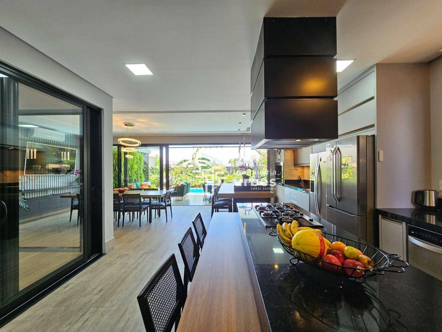 Casa de Condomínio à venda com 3 quartos, 333m² - Foto 11