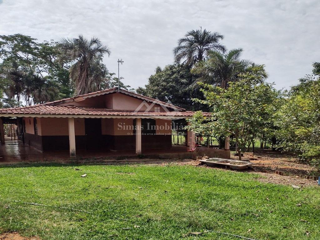 Fazenda à venda com 3 quartos, 14m² - Foto 1