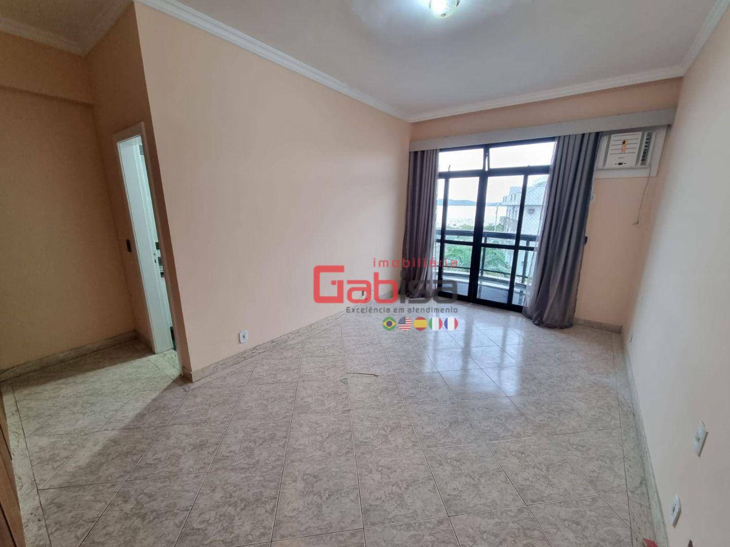 Apartamento à venda com 3 quartos, 230m² - Foto 7