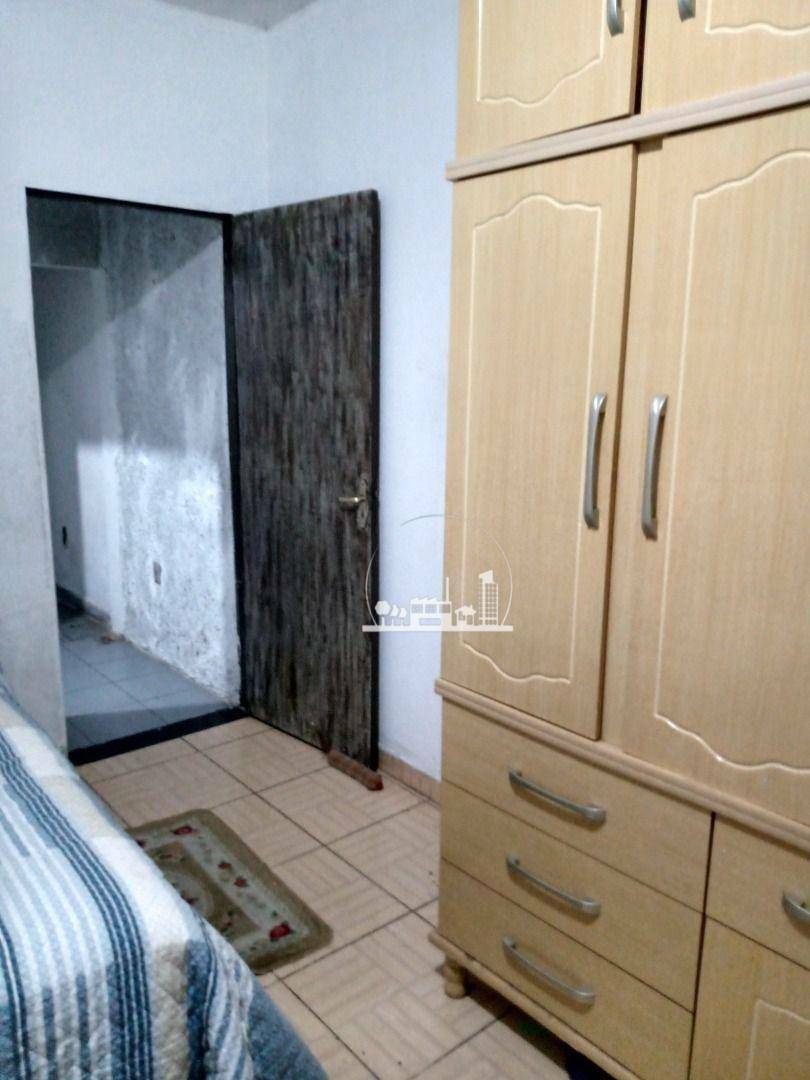 Sobrado à venda com 3 quartos, 231m² - Foto 12