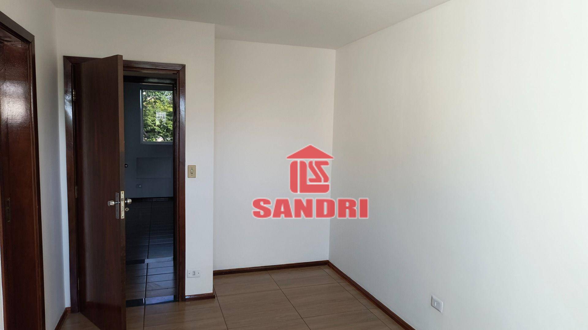 Apartamento para alugar com 3 quartos, 97m² - Foto 15