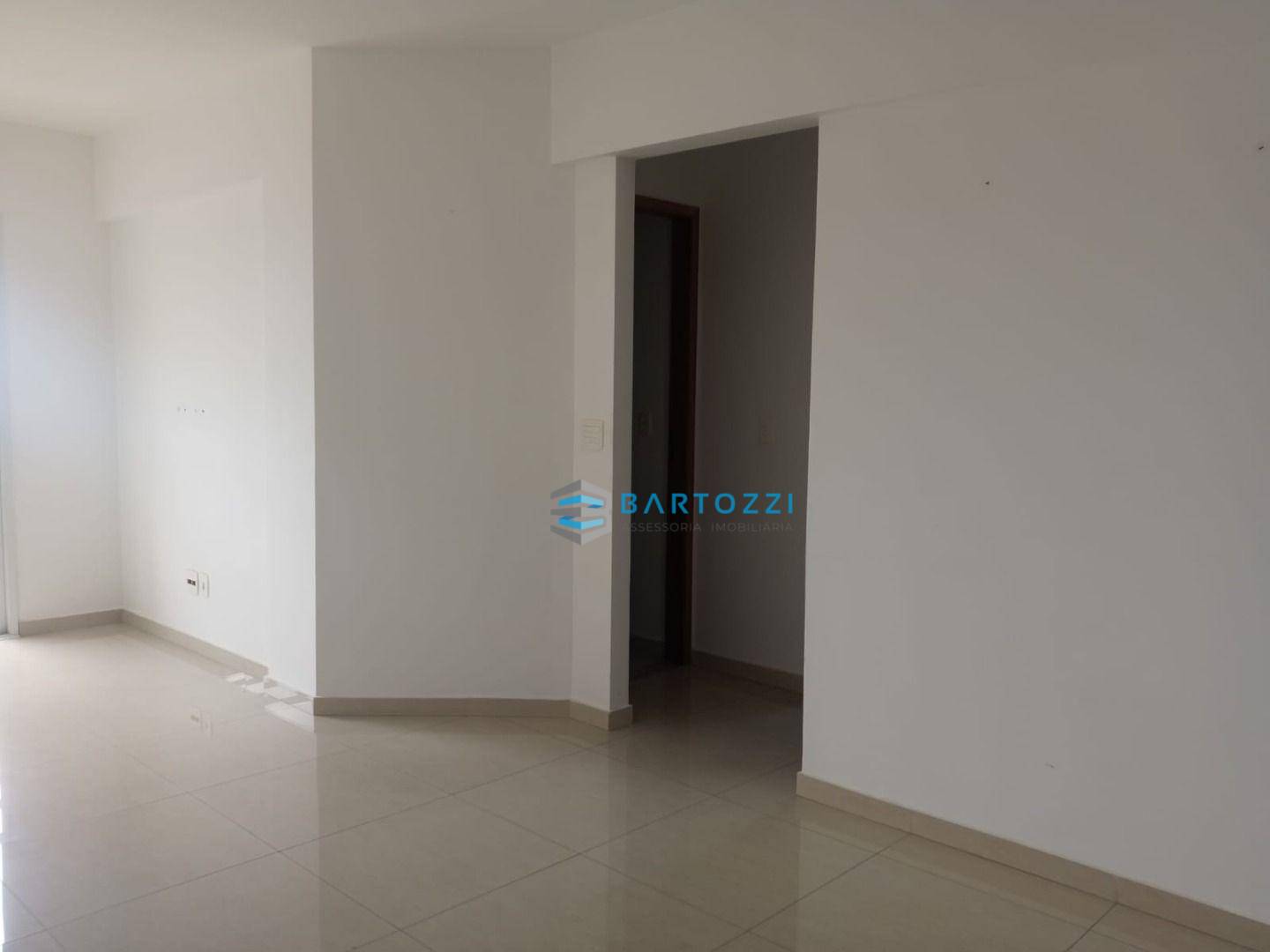 Apartamento à venda com 2 quartos, 70m² - Foto 5