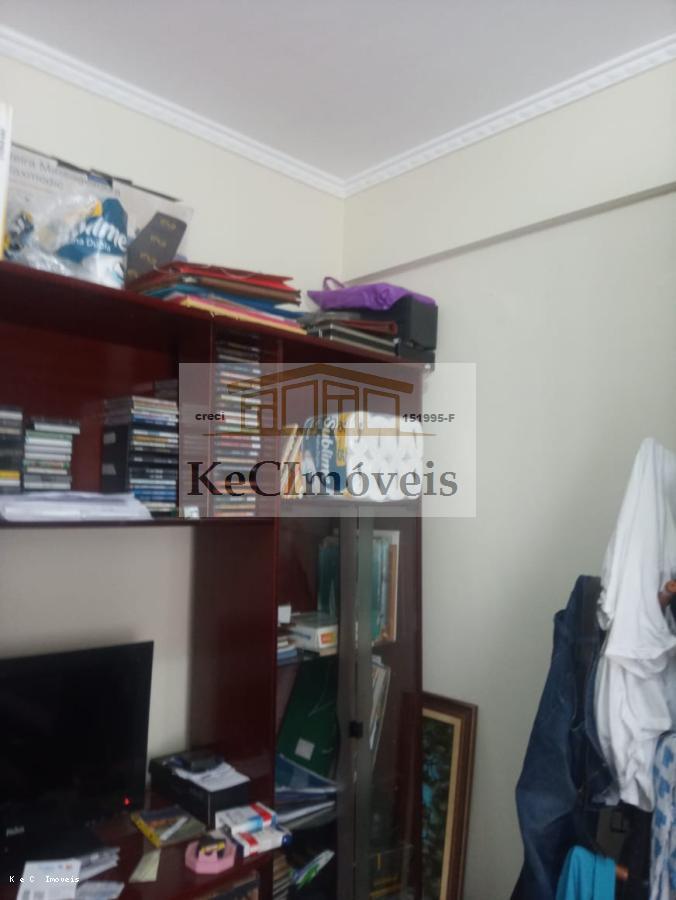 Apartamento à venda com 2 quartos, 72m² - Foto 15