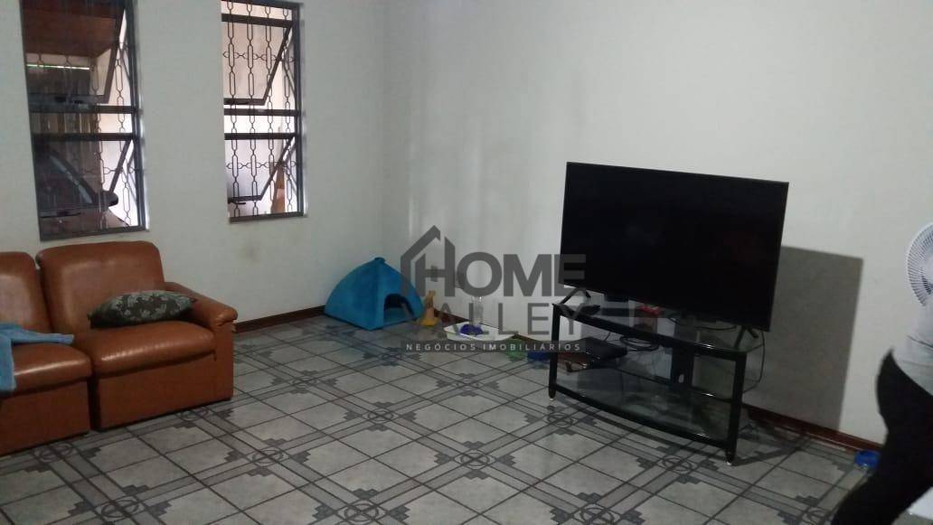 Casa à venda com 5 quartos, 300m² - Foto 8