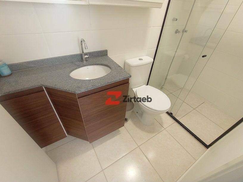 Apartamento para alugar com 3 quartos, 81m² - Foto 15