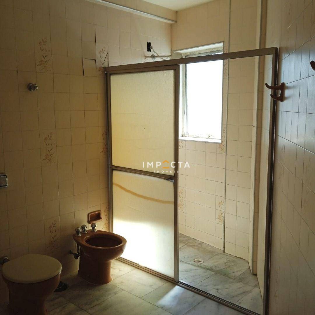 Apartamento para alugar com 3 quartos, 153m² - Foto 3