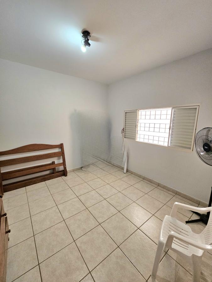 Casa à venda com 3 quartos, 244m² - Foto 5