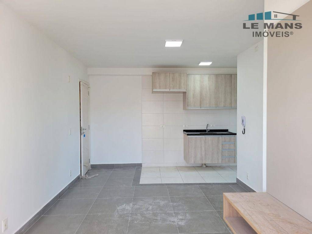 Apartamento à venda e aluguel com 2 quartos, 61m² - Foto 9