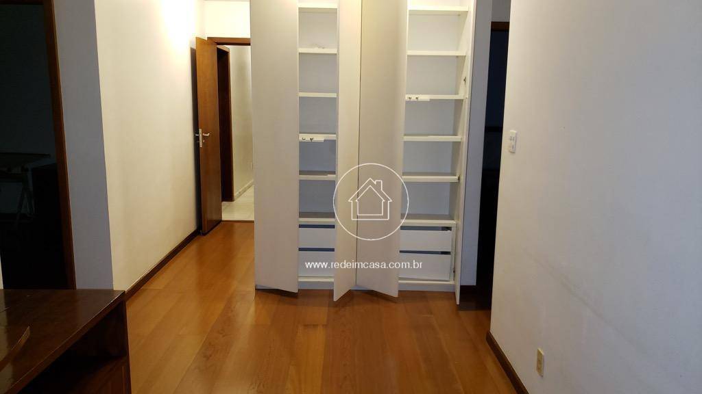 Apartamento à venda e aluguel com 4 quartos, 169m² - Foto 9