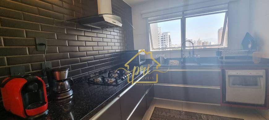 Apartamento à venda com 3 quartos, 189m² - Foto 6