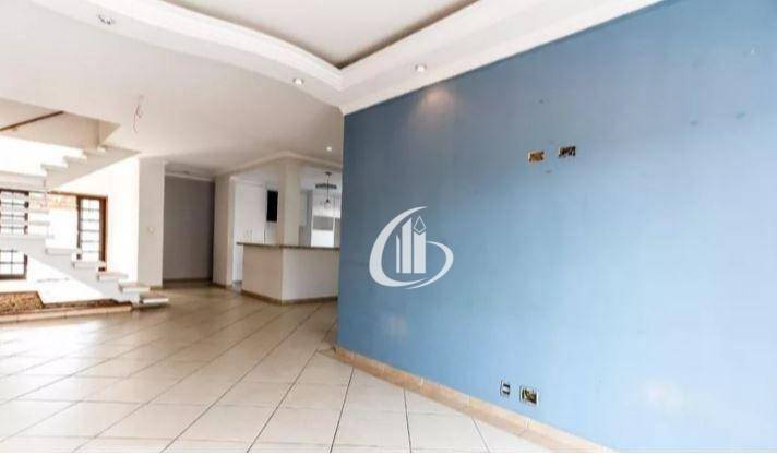 Sobrado à venda com 3 quartos, 362m² - Foto 4