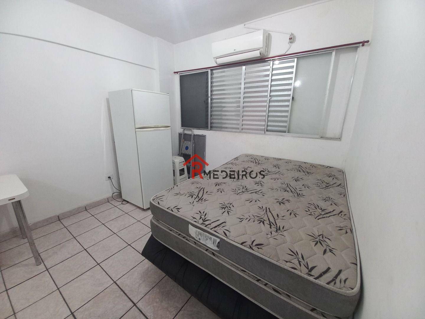 Kitnet e Studio à venda com 1 quarto, 32m² - Foto 13