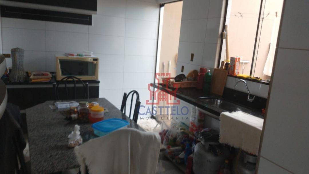 Casa à venda com 3 quartos, 120m² - Foto 10