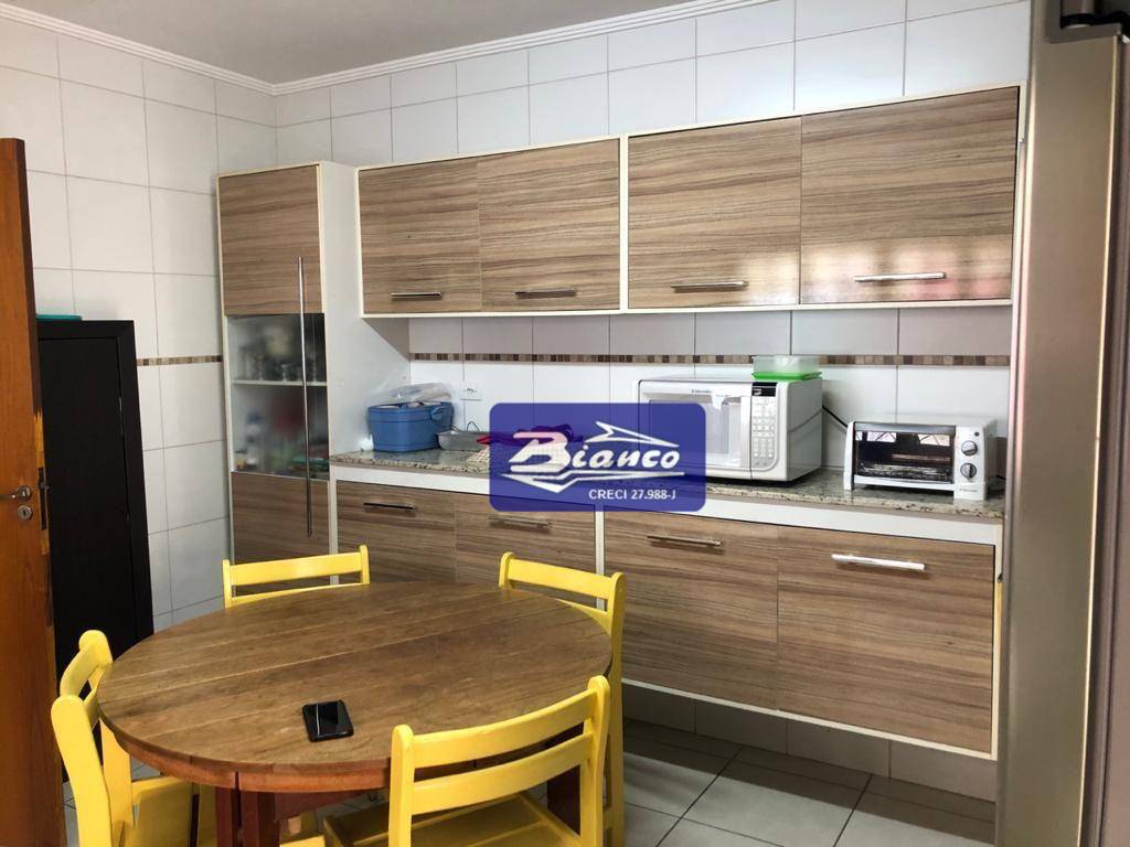 Sobrado à venda com 3 quartos, 220m² - Foto 16