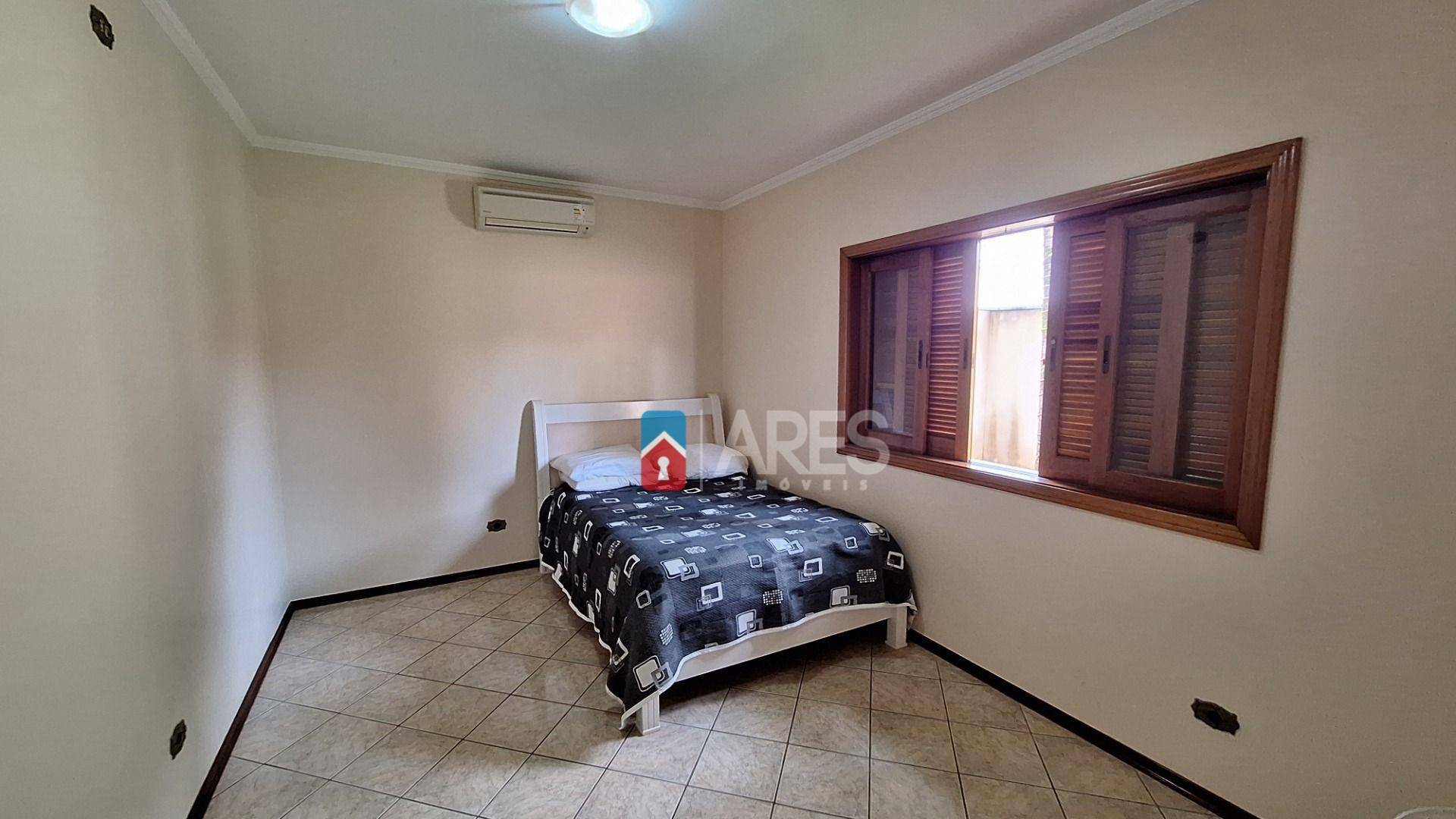 Casa à venda com 3 quartos, 600m² - Foto 8