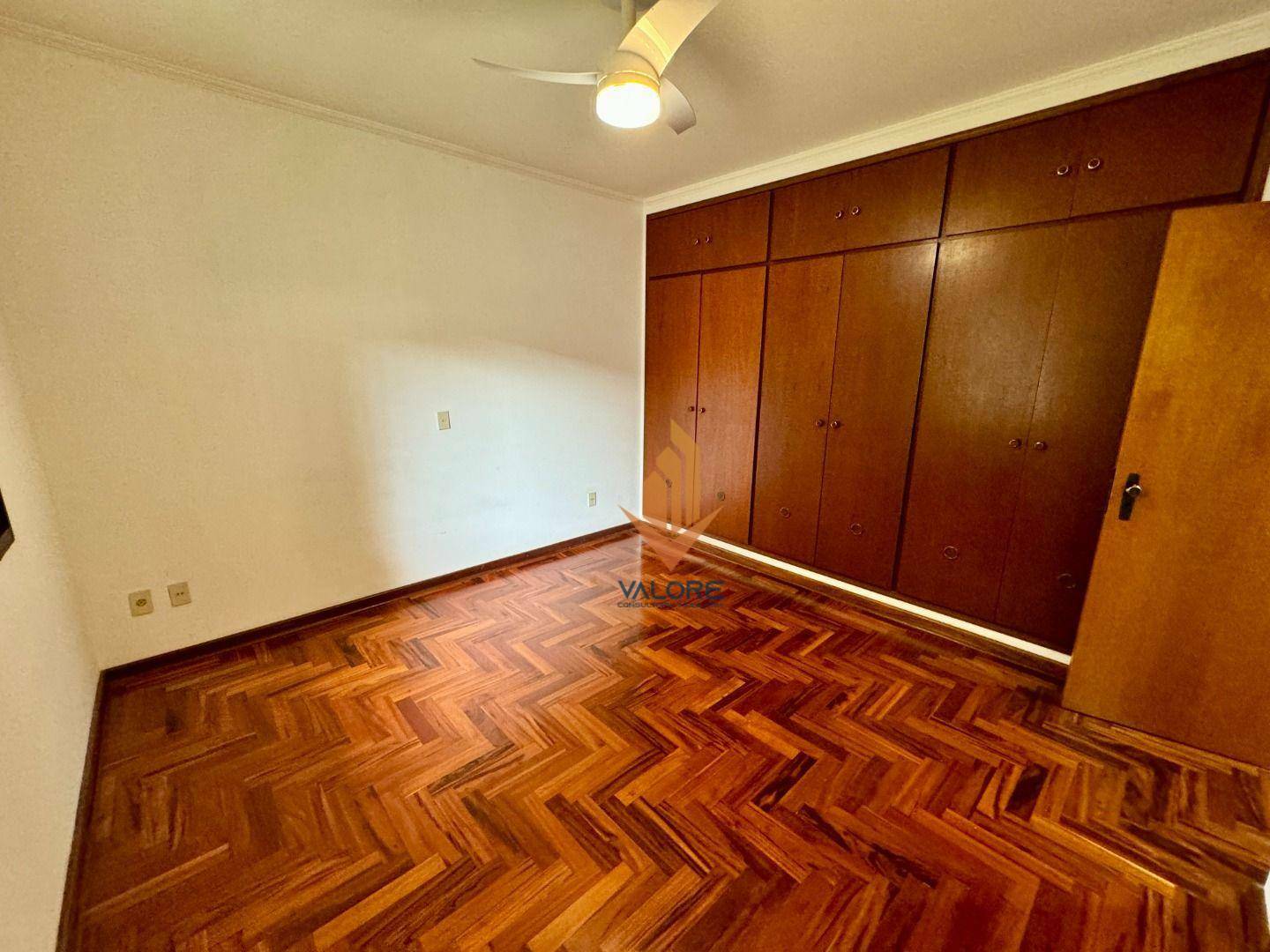 Casa à venda com 4 quartos, 155m² - Foto 30