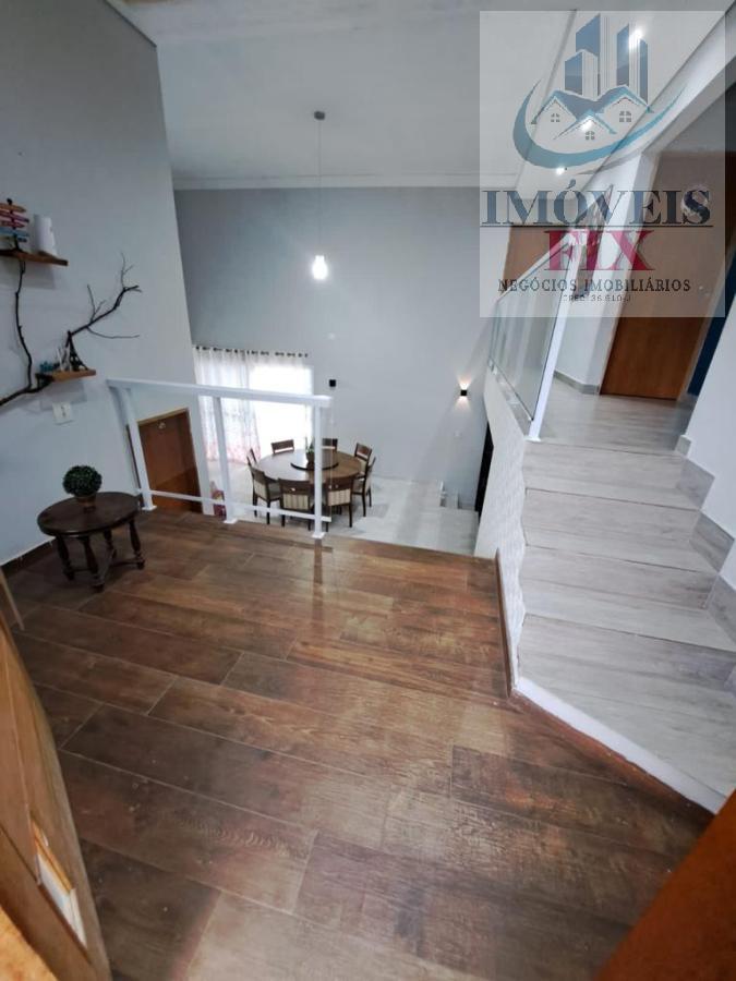 Casa de Condomínio à venda com 5 quartos, 220m² - Foto 6