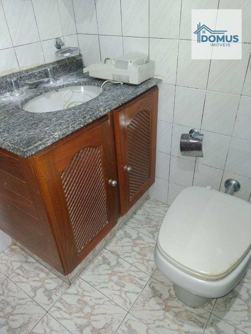 Casa à venda com 4 quartos, 185m² - Foto 14