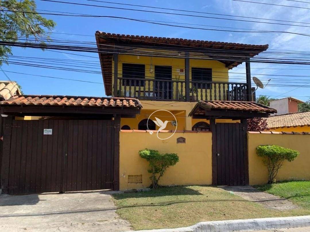 Casa à venda com 6 quartos, 450m² - Foto 1