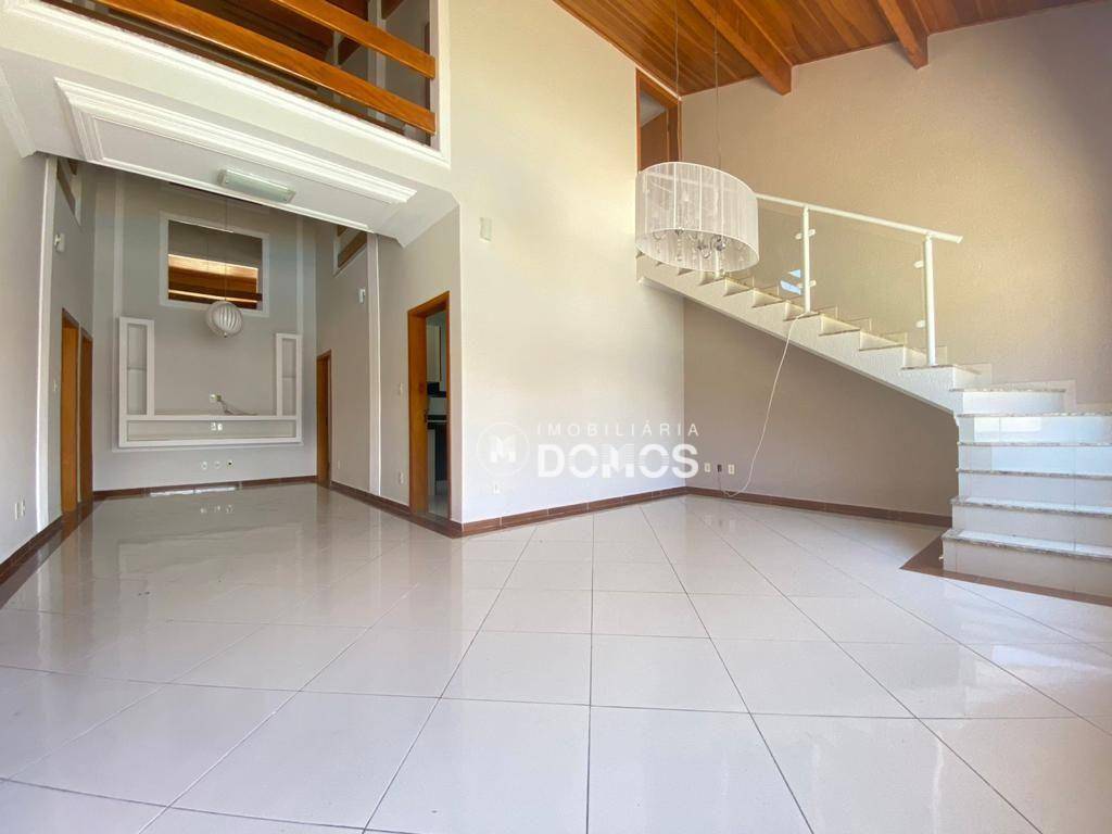 Casa à venda com 4 quartos, 2130m² - Foto 6