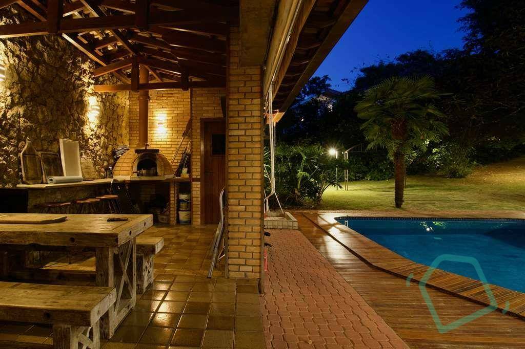 Casa de Condomínio à venda com 7 quartos, 628m² - Foto 24