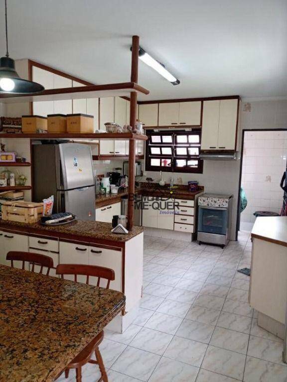 Sobrado à venda com 3 quartos, 210m² - Foto 4