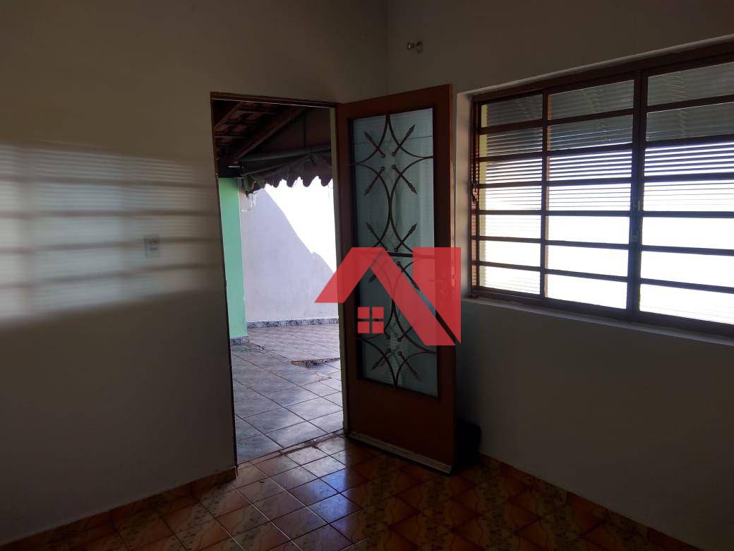 Casa à venda com 2 quartos, 105m² - Foto 6