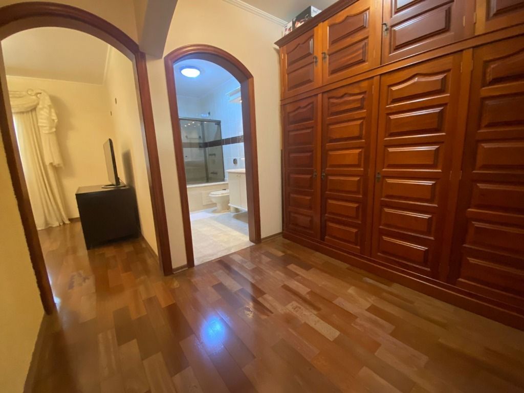 Casa à venda com 4 quartos, 260m² - Foto 34