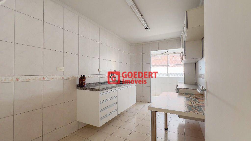 Apartamento à venda e aluguel com 2 quartos, 64m² - Foto 5